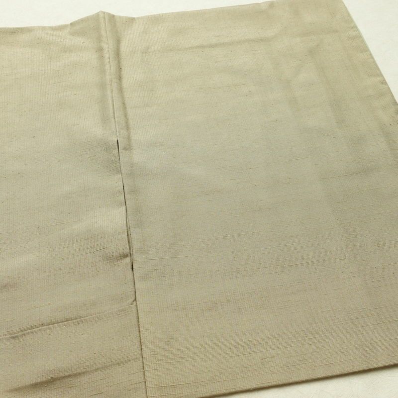 紬 正絹 無地 袷仕立て 身丈154cm 裄丈63cm リサイクル着物 着物 シンプル ベージュ_画像13