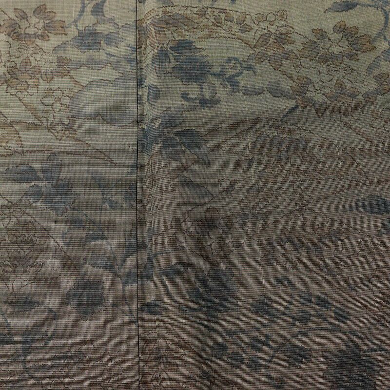 紬 良品 辻が花紬 伊織 しつけ糸付き 正絹 木の葉・植物柄 袷仕立て 身丈167.5cm 裄丈68cm リサイクル着物 着物 茶_画像6