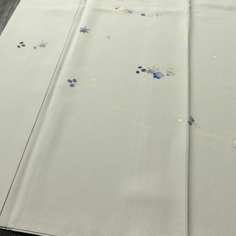 訪問着 良品 京手描友禅 縮緬 一つ紋付き 正絹 花柄 袷仕立て 身丈152.5cm 裄丈62.5cm リサイクル着物 着物 刺繍 箔 金彩 入学式 卒業式 七五三 お宮参り フォーマル 上品 グレー_画像4