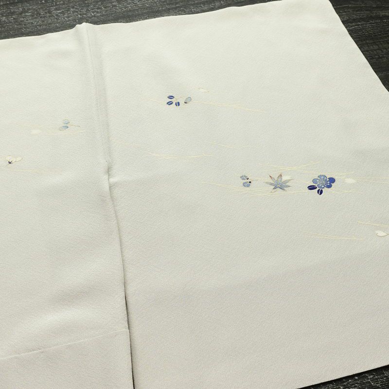 訪問着 良品 京手描友禅 縮緬 一つ紋付き 正絹 花柄 袷仕立て 身丈152.5cm 裄丈62.5cm リサイクル着物 着物 刺繍 箔 金彩 入学式 卒業式 七五三 お宮参り フォーマル 上品 グレー_画像14