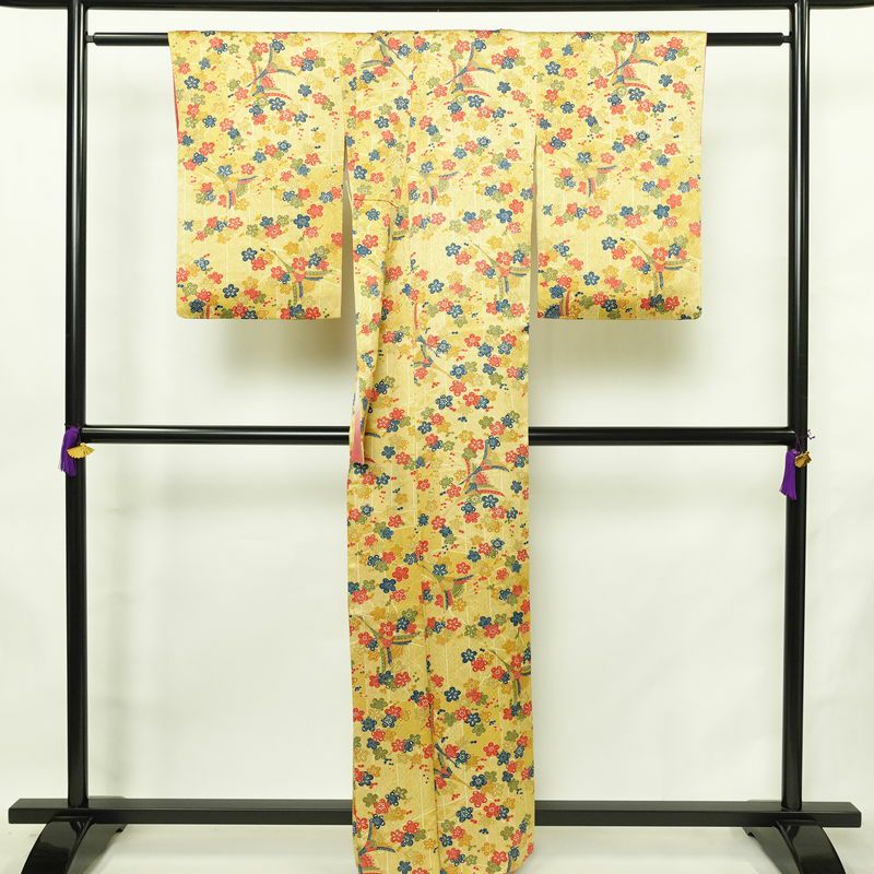 小紋 良品 総柄 正絹 花柄 袷仕立て 身丈159.5cm 裄丈64.5cm リサイクル着物 着物 黄・黄土色_画像2