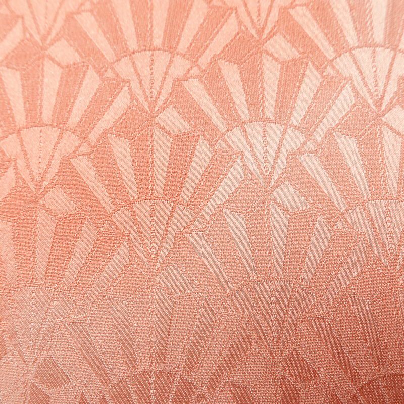 付け下げ 良品 綸子 正絹 古典柄 袷仕立て 身丈156.5cm 裄丈63cm リサイクル着物 着物 入学式 卒業式 七五三 お宮参り フォーマル 上品 サーモンピンク ピンク_画像8