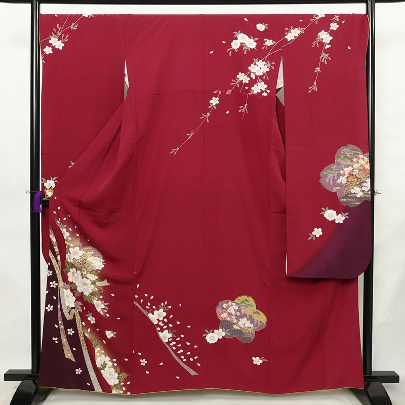 振袖 良品 縮緬 正絹 花柄 袷仕立て 身丈161cm 裄丈70cm リサイクル着物 着物 箔 金彩 成人式 二十歳 二十歳の集い パーティー フォーマル 桜 赤紫 紫・藤色_画像1