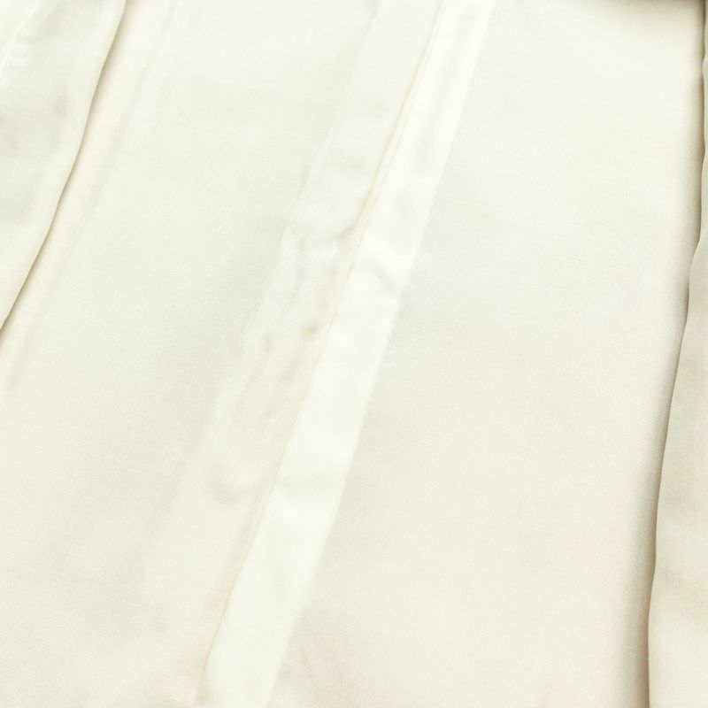 付け下げ 良品 しつけ糸付き スワトウ刺繍 正絹 古典柄 袷仕立て 身丈148.5cm 裄丈63cm リサイクル着物 着物 入学式 卒業式 七五三 お宮参り フォーマル シンプル おしゃれ 上品 ベージュ_画像19