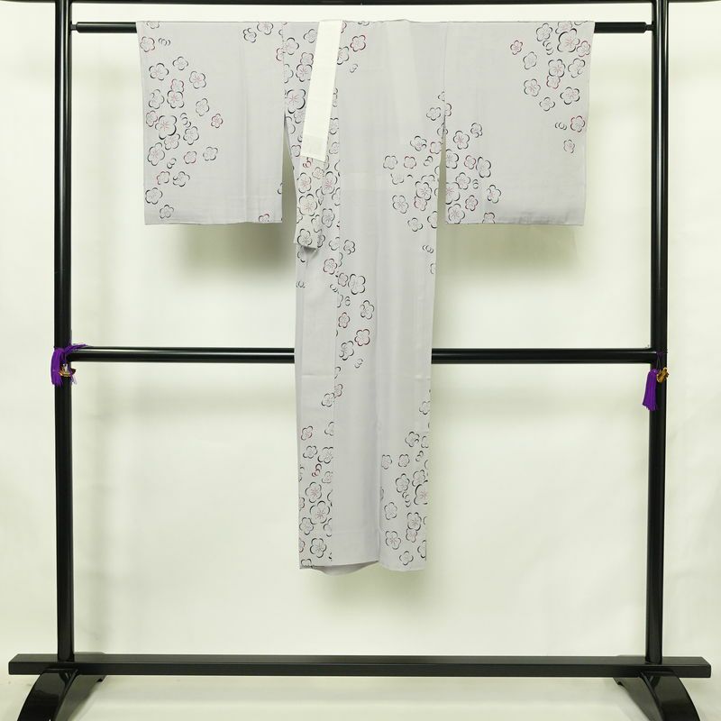 長襦袢 良品 しつけ糸付き 正絹 花柄 袷仕立て 身丈128cm 裄丈66cm リサイクル着物 着物 紫・藤色_画像2