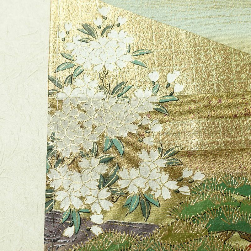 付け下げ 美品 しつけ糸付き 縮緬 トールサイズ 正絹 風景柄 袷仕立て 身丈173cm 裄丈68.5cm リサイクル着物 着物 箔 共八掛 金彩 入学式 卒業式 七五三 お宮参り フォーマル 緑・うぐいす色_画像9