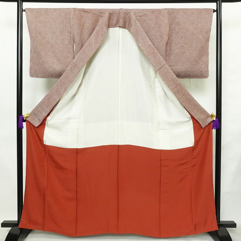 小紋 良品 絞り 総絞り 正絹 古典柄 袷仕立て 身丈164cm 裄丈65cm リサイクル着物 一部しつけ糸付き 着物 茶_画像3