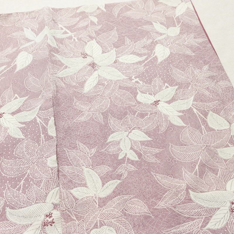 小紋 総柄 正絹 木の葉・植物柄 袷仕立て 身丈153cm 裄丈63cm リサイクル着物 着物 紫・藤色_画像13