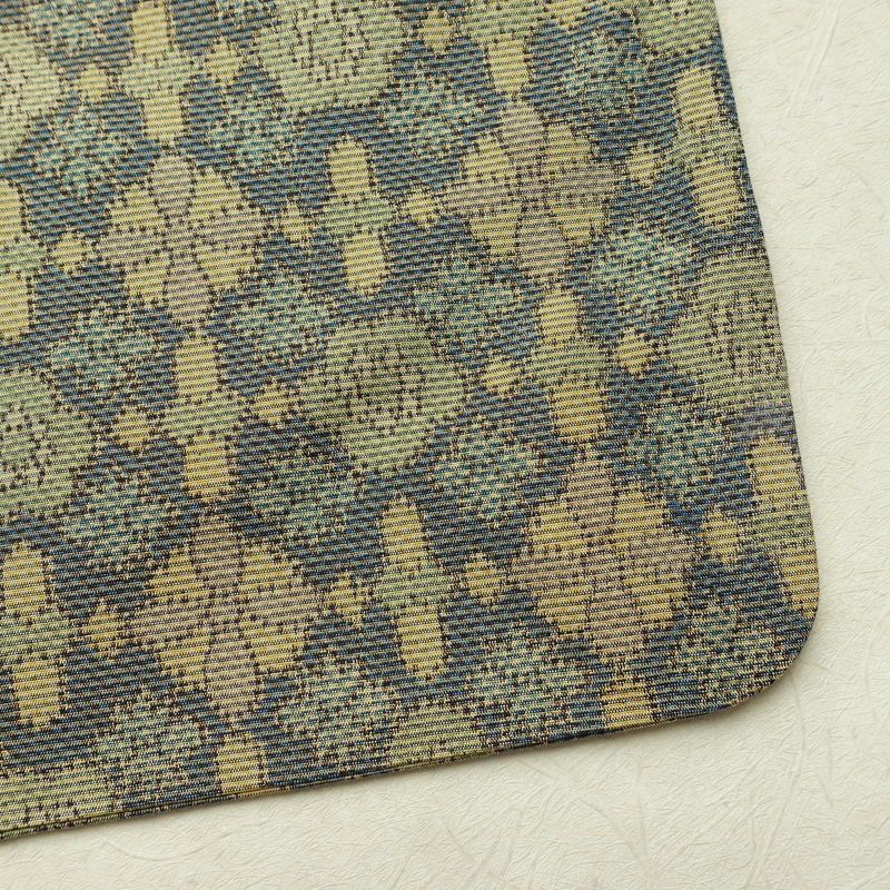 紬 正絹 幾何学柄・抽象柄 袷仕立て 身丈157cm 裄丈64.5cm リサイクル着物 着物 モダン 多色使い_画像14