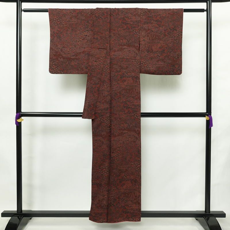 小紋 良品 総柄 正絹 風景柄 袷仕立て 身丈155.5cm 裄丈63cm リサイクル着物 着物 金彩 小豆・エンジ_画像2