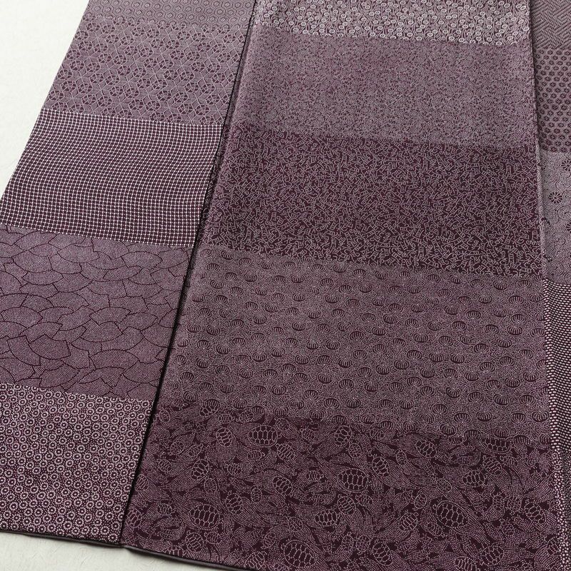 小紋 良品 伝統工芸士 廣瀬雄望 正絹 古典柄 袷仕立て 身丈158.5cm 裄丈64cm リサイクル着物 着物 紫・藤色_画像4