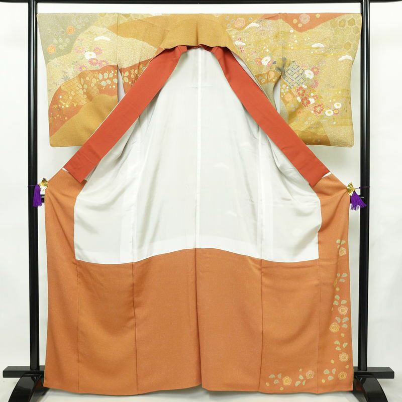 訪問着 良品 松井青々 落款入り 伊達衿付き 金駒刺繍 一つ紋付き 正絹 古典柄 袷仕立て 身丈165cm 裄丈67.5cm リサイクル着物 着物 刺繍 箔 共八掛 金彩 パーティー フォーマル 華やか 多色使い_画像3