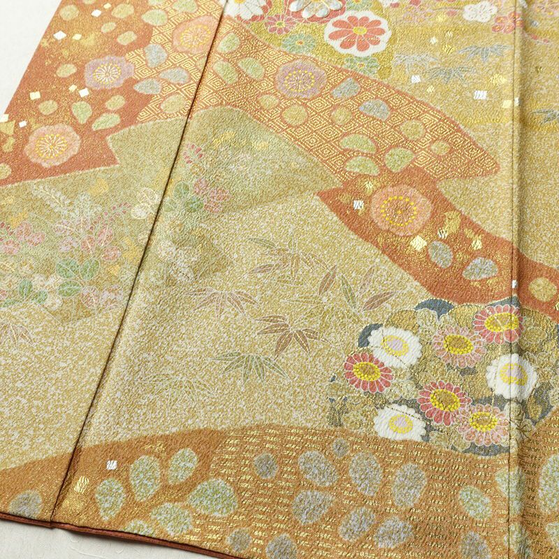 訪問着 良品 松井青々 落款入り 伊達衿付き 金駒刺繍 一つ紋付き 正絹 古典柄 袷仕立て 身丈165cm 裄丈67.5cm リサイクル着物 着物 刺繍 箔 共八掛 金彩 パーティー フォーマル 華やか 多色使い_画像4