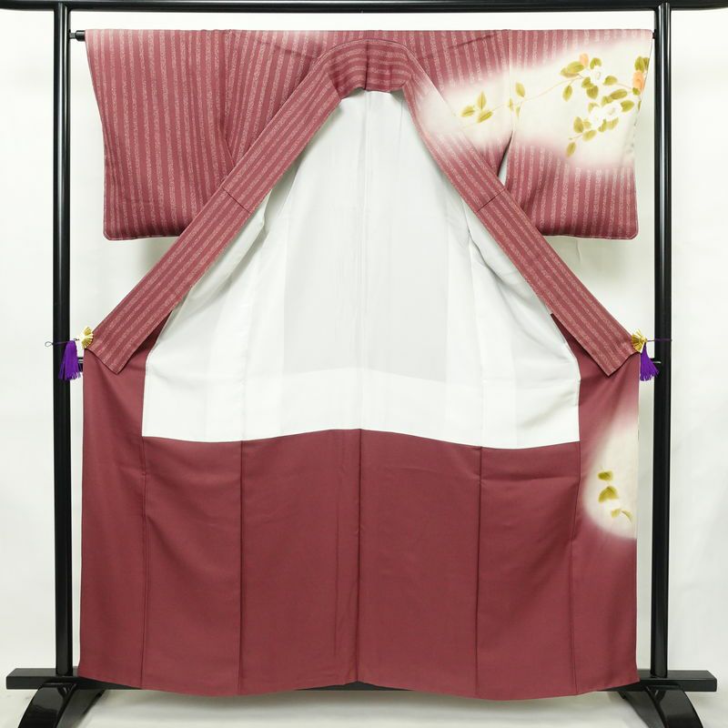 訪問着 良品 しつけ糸付き もみじ染 丹後ちりめん 正絹 花柄 袷仕立て 身丈159.5cm 裄丈65cm リサイクル着物 着物 紫・藤色_画像3