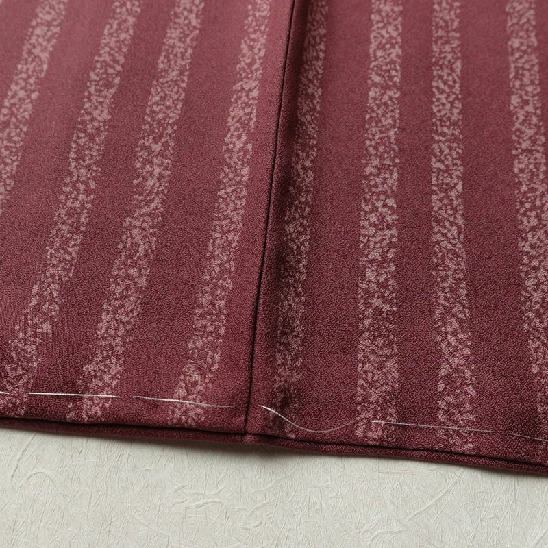 訪問着 良品 しつけ糸付き もみじ染 丹後ちりめん 正絹 花柄 袷仕立て 身丈159.5cm 裄丈65cm リサイクル着物 着物 紫・藤色_画像11