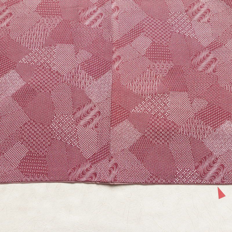 小紋 正絹 古典柄 袷仕立て 身丈152.5cm 裄丈65cm リサイクル着物 着物 紫・藤色_画像12