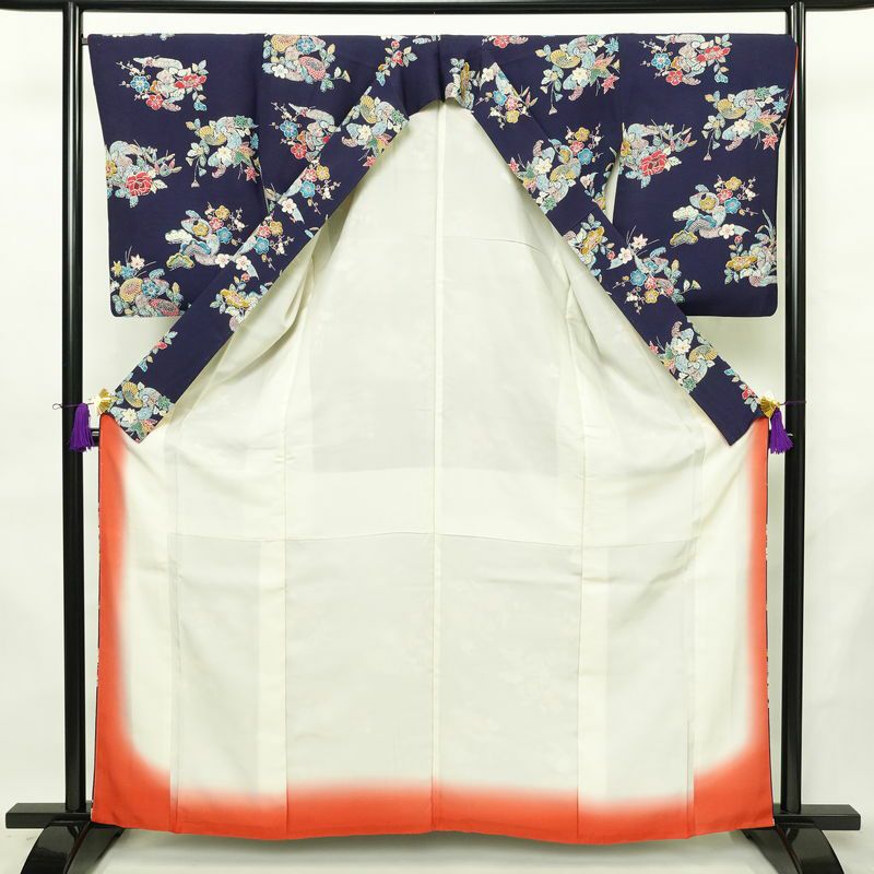 小紋 縮緬 正絹 花柄 袷仕立て 身丈161.5cm 裄丈67.5cm リサイクル着物 着物 青・紺_画像3