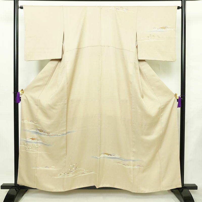 訪問着 良品 正絹 古典柄 袷仕立て 身丈157.5cm 裄丈64.5cm リサイクル着物 着物 箔 金彩 入学式 卒業式 七五三 お宮参り フォーマル 上品 ベージュ_画像1