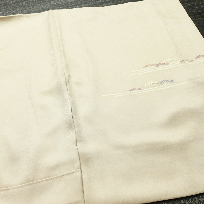 訪問着 良品 正絹 古典柄 袷仕立て 身丈157.5cm 裄丈64.5cm リサイクル着物 着物 箔 金彩 入学式 卒業式 七五三 お宮参り フォーマル 上品 ベージュ_画像13
