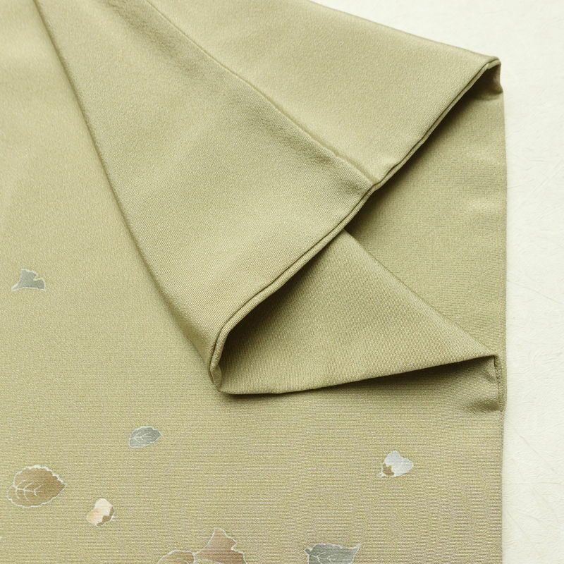 訪問着 良品 関口遼一 十日町友禅 落款入り 縮緬 正絹 人物・動物柄 袷仕立て 身丈156cm 裄丈66cm リサイクル着物 着物 入学式 卒業式 七五三 お宮参り フォーマル ベージュ_画像16