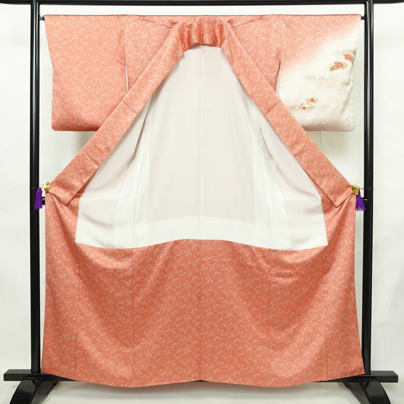 付け下げ 良品 金駒刺繍 正絹 古典柄 袷仕立て 身丈159cm 裄丈65cm リサイクル着物 着物 箔 共八掛 金彩 入学式 卒業式 七五三 お宮参り フォーマル ピンク_画像3