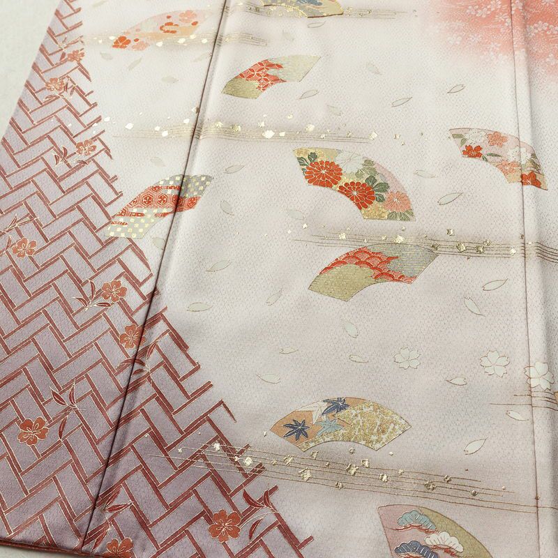 付け下げ 良品 金駒刺繍 正絹 古典柄 袷仕立て 身丈159cm 裄丈65cm リサイクル着物 着物 箔 共八掛 金彩 入学式 卒業式 七五三 お宮参り フォーマル ピンク_画像4