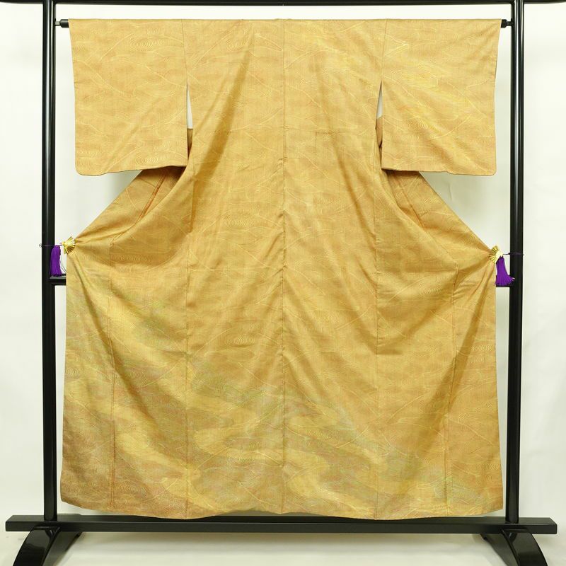 小紋 付下小紋 正絹 流水・波柄 袷仕立て 身丈155.5cm 裄丈64.5cm リサイクル着物 着物 黄・黄土色_画像1