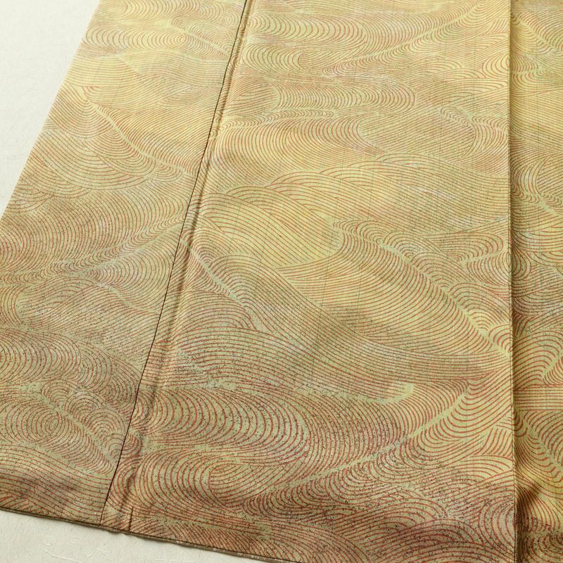小紋 付下小紋 正絹 流水・波柄 袷仕立て 身丈155.5cm 裄丈64.5cm リサイクル着物 着物 黄・黄土色_画像4