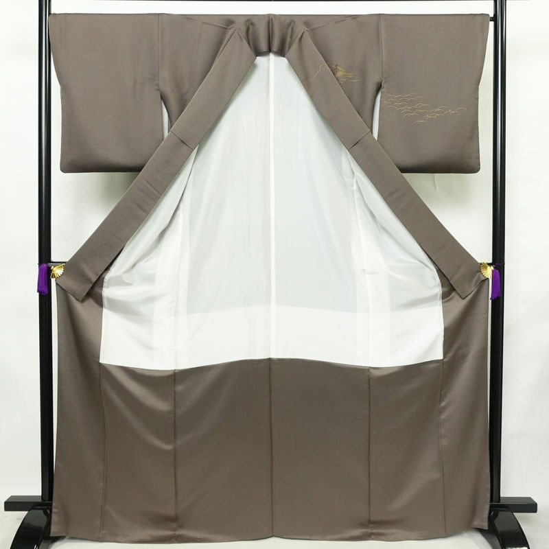 訪問着 美品 正絹 風景柄 袷仕立て 身丈167cm 裄丈67cm リサイクル着物 着物 箔 金彩 入学式 卒業式 七五三 フォーマル 茶_画像3