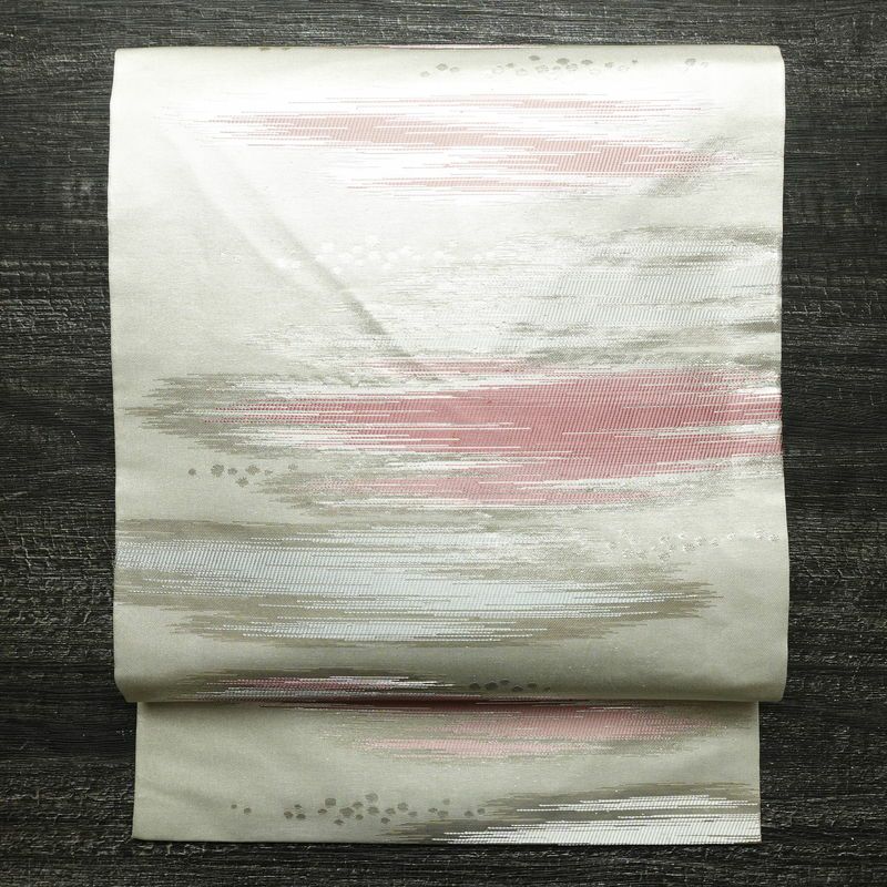 名古屋帯 六通柄 正絹 幾何学柄・抽象柄 名古屋仕立て なごや帯 リサイクル帯 帯 箔 金・銀_画像1