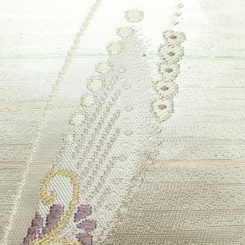 名古屋帯 六通柄 良品 正絹 蝶・昆虫柄 名古屋仕立て なごや帯 リサイクル帯 帯 箔 銀糸 金・銀_画像6