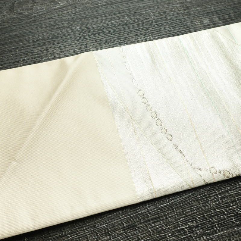 名古屋帯 六通柄 良品 正絹 蝶・昆虫柄 名古屋仕立て なごや帯 リサイクル帯 帯 箔 銀糸 金・銀_画像15