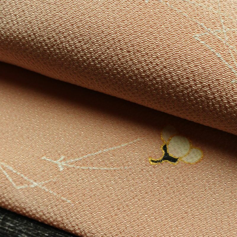 名古屋帯 太鼓柄 縮緬 正絹 木の葉・植物柄 名古屋仕立て なごや帯 リサイクル帯 帯 箔 金彩 シンプル ピンク_画像7