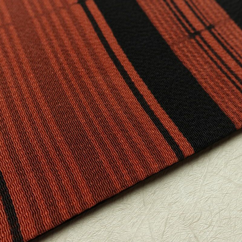 名古屋帯 草木手染 太鼓柄 美品 縮緬 正絹 幾何学柄・抽象柄 名古屋仕立て なごや帯 リサイクル帯 帯 モダン 黒_画像13