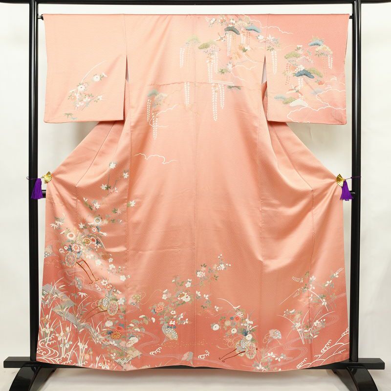 訪問着 美品 綸子 伊達衿付き 金駒刺繍 正絹 古典柄 袷仕立て 身丈159cm 裄丈66cm リサイクル着物 着物 入学式 卒業式 七五三 お宮参り フォーマル 四季花 紅葉 菖蒲 菊 桜 ピンク_画像1