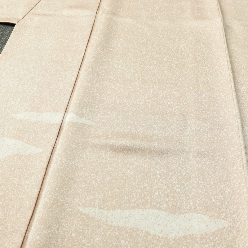 訪問着 正絹 幾何学柄・抽象柄 袷仕立て 身丈167cm 裄丈66.5cm リサイクル着物 着物 フォーマル ベージュ_画像5