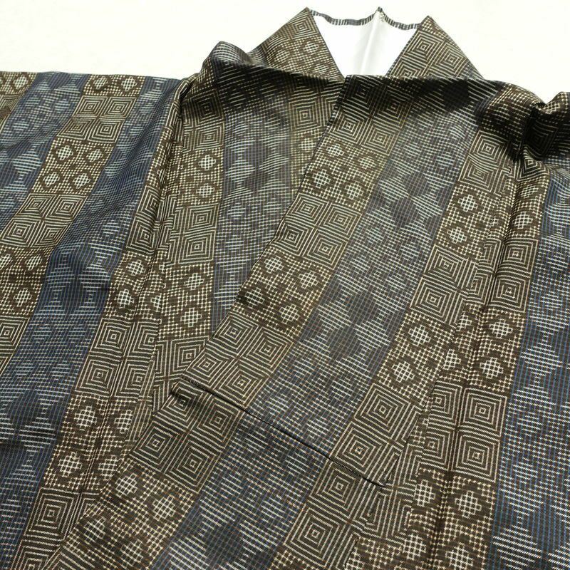 紬 しつけ糸付き 正絹 縞柄・線柄 袷仕立て 身丈150cm 裄丈66cm リサイクル着物 着物 モダン 多色使い_画像18