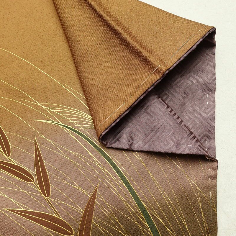 訪問着 良品 しつけ糸付き 正絹 木の葉・植物柄 袷仕立て 身丈162.5cm 裄丈65cm リサイクル着物 着物 刺繍 金彩 入学式 卒業式 七五三 お宮参り フォーマル 黄・黄土色_画像16