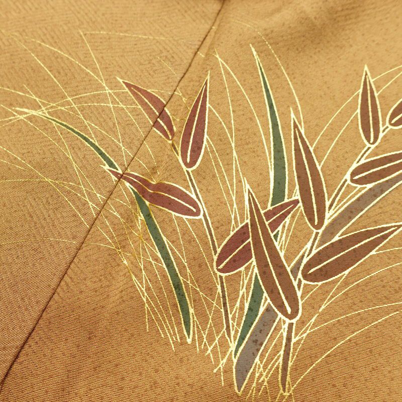 訪問着 良品 しつけ糸付き 正絹 木の葉・植物柄 袷仕立て 身丈162.5cm 裄丈65cm リサイクル着物 着物 刺繍 金彩 入学式 卒業式 七五三 お宮参り フォーマル 黄・黄土色_画像19