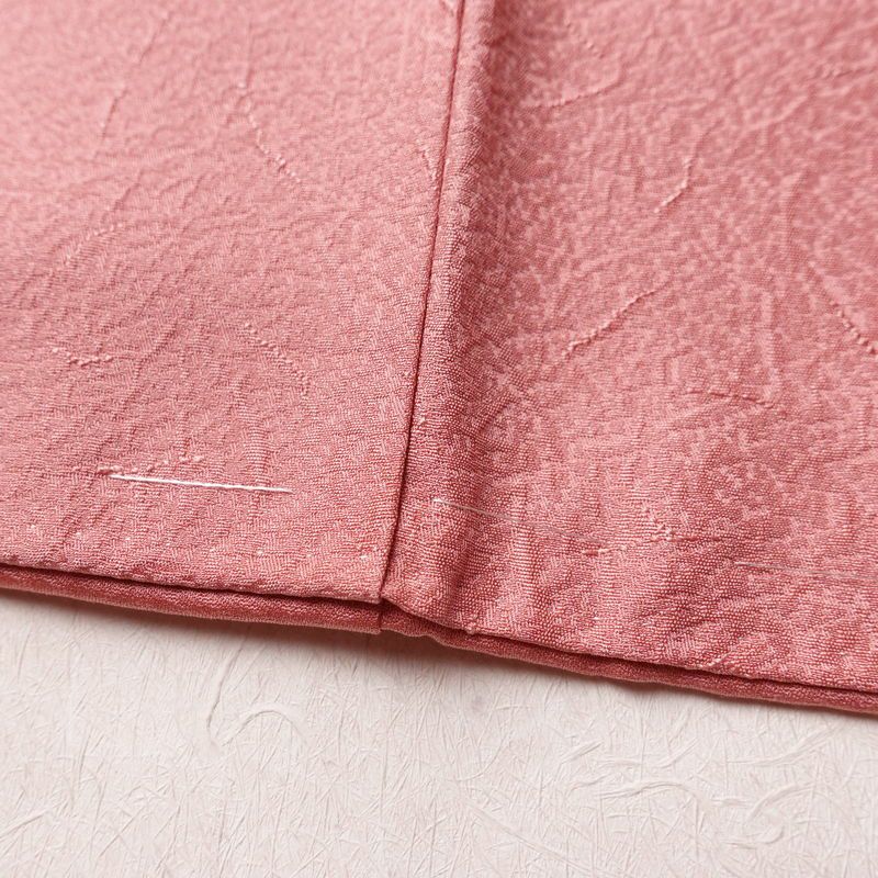 色無地 美品 しつけ糸付き 正絹 その他の柄 袷仕立て 身丈160.5cm 裄丈64.5cm リサイクル着物 着物 お茶会 フォーマル ピンク_画像12