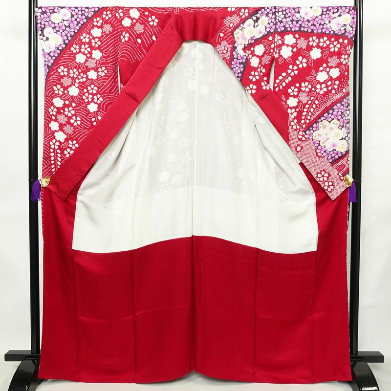 振袖 良品 絞り 正絹 花柄 袷仕立て 身丈165.5cm 裄丈68.5cm リサイクル着物 着物 成人式 二十歳 二十歳の集い パーティー フォーマル 華やか 桜 ピンク_画像3