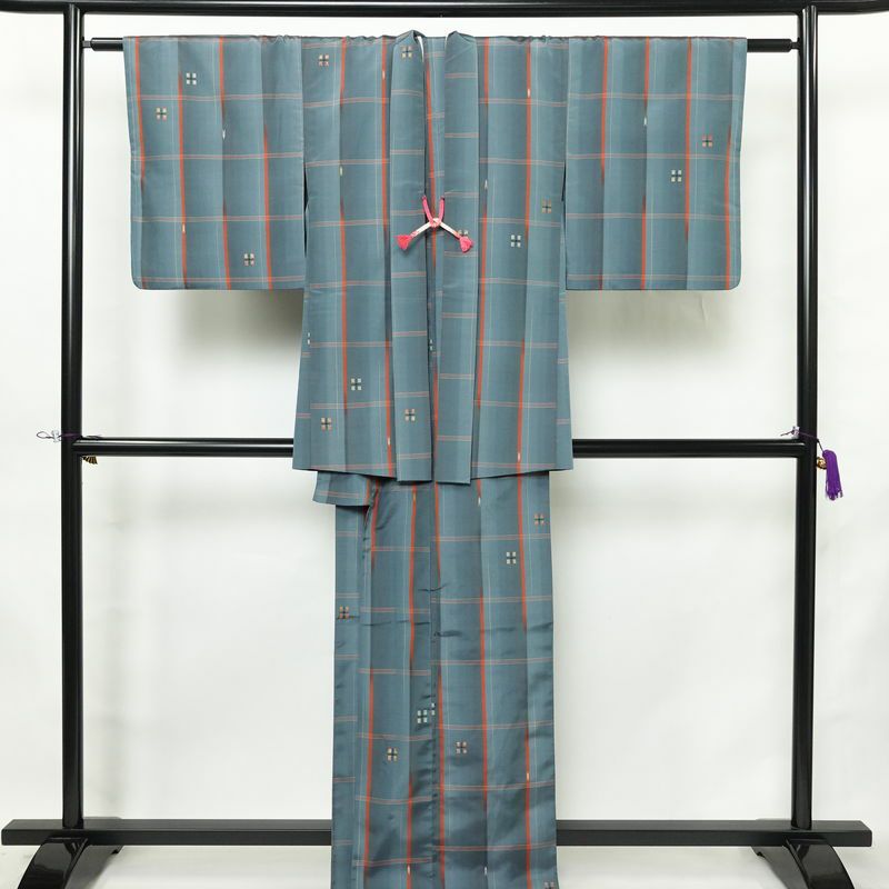 紬 アンサンブル 良品 しつけ糸付き セット品 正絹 チェック・格子柄 袷仕立て 身丈165cm 裄丈66cm リサイクル着物 着物 青・紺_画像1