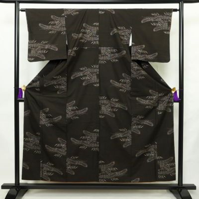 紬 しつけ糸付き 正絹 風景柄 袷仕立て 身丈154.5cm 裄丈62cm リサイクル着物 着物 モダン 茶