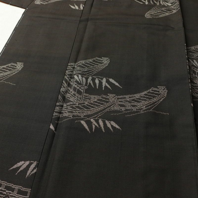 紬 しつけ糸付き 正絹 風景柄 袷仕立て 身丈154.5cm 裄丈62cm リサイクル着物 着物 モダン 茶_画像6