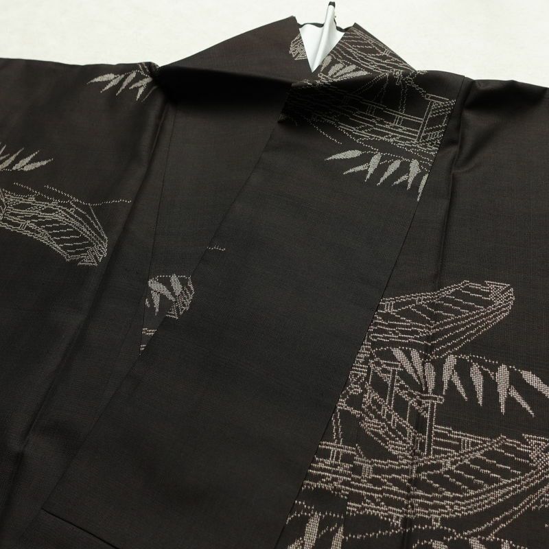 紬 しつけ糸付き 正絹 風景柄 袷仕立て 身丈154.5cm 裄丈62cm リサイクル着物 着物 モダン 茶_画像17