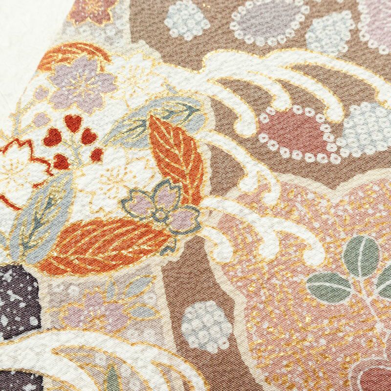 訪問着 良品 縮緬 一つ紋付き 正絹 古典柄 袷仕立て 身丈159cm 裄丈64cm リサイクル着物 着物 箔 金彩 入学式 卒業式 七五三 お宮参り フォーマル 菊 萩 茶_画像9