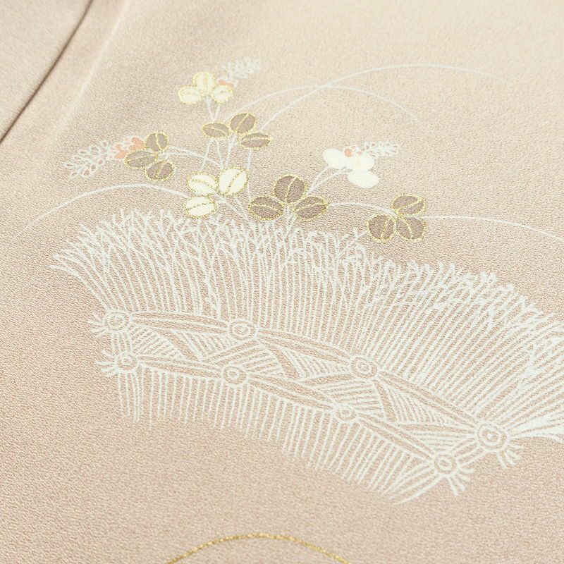 付け下げ 金駒刺繍 正絹 木の葉・植物柄 袷仕立て 身丈163cm 裄丈66cm リサイクル着物 着物 箔 金彩 入学式 卒業式 七五三 お宮参り フォーマル シンプル 上品 ベージュ_画像18