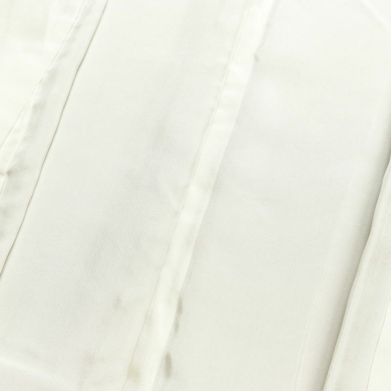 付け下げ 金駒刺繍 正絹 木の葉・植物柄 袷仕立て 身丈163cm 裄丈66cm リサイクル着物 着物 箔 金彩 入学式 卒業式 七五三 お宮参り フォーマル シンプル 上品 ベージュ_画像19