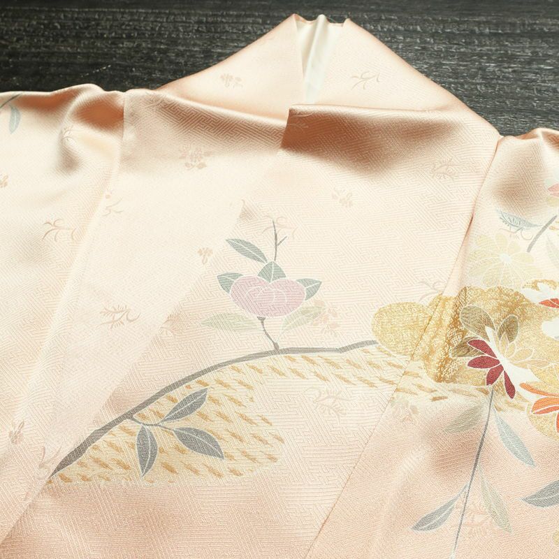 訪問着 美品 金駒刺繍 綸子 正絹 古典柄 袷仕立て 身丈161cm 裄丈65cm リサイクル着物 着物 箔 金彩 入学式 卒業式 結婚式 七五三 お宮参り フォーマル 菊 ピンク_画像17