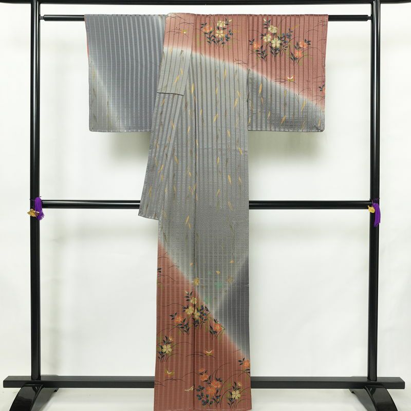 訪問着 美品 しつけ糸付き 正絹 花柄 袷仕立て 身丈161cm 裄丈63.5cm リサイクル着物 着物 箔 金彩 入学式 卒業式 お宮参り フォーマル 桜 多色使い_画像2